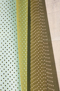 Col.02 Mint