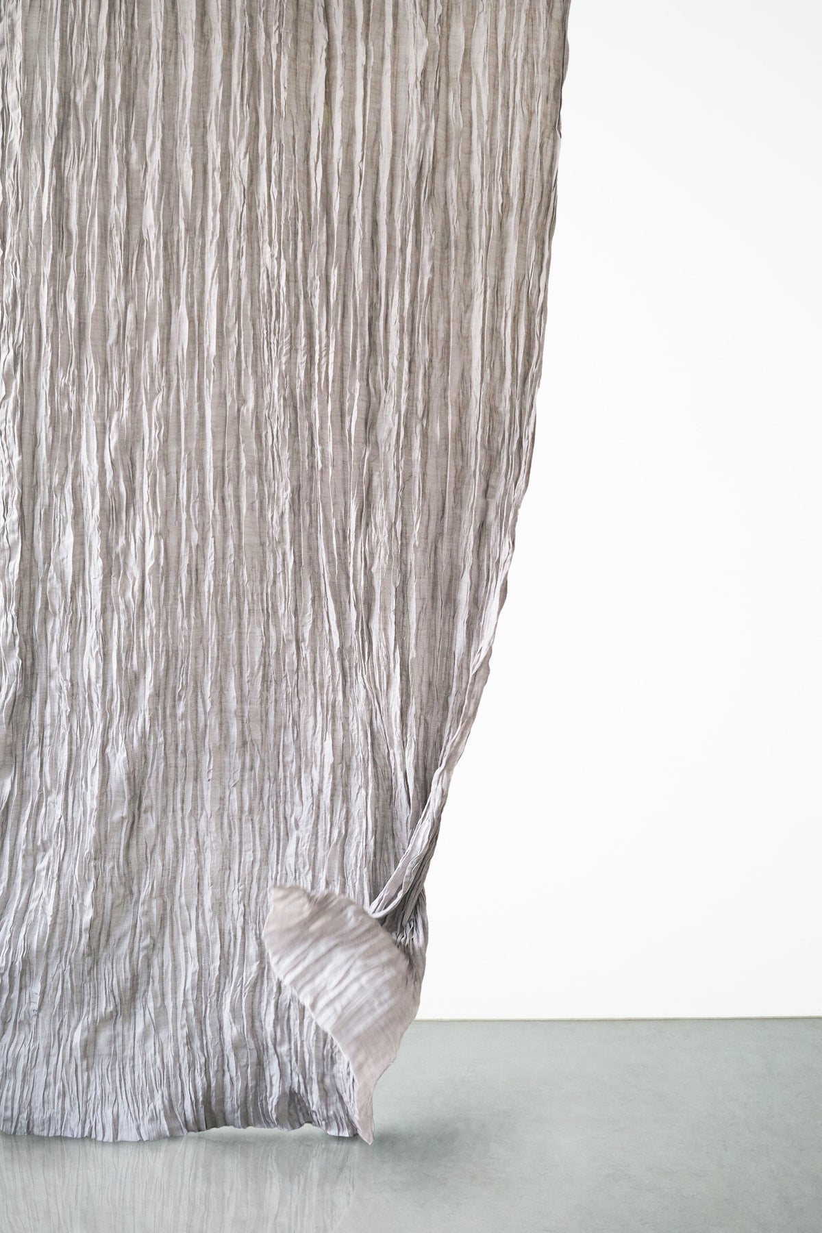 Pampas Crush Pleat