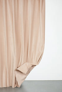 Robin Hood Curtain col. 023 Blush / Movement
